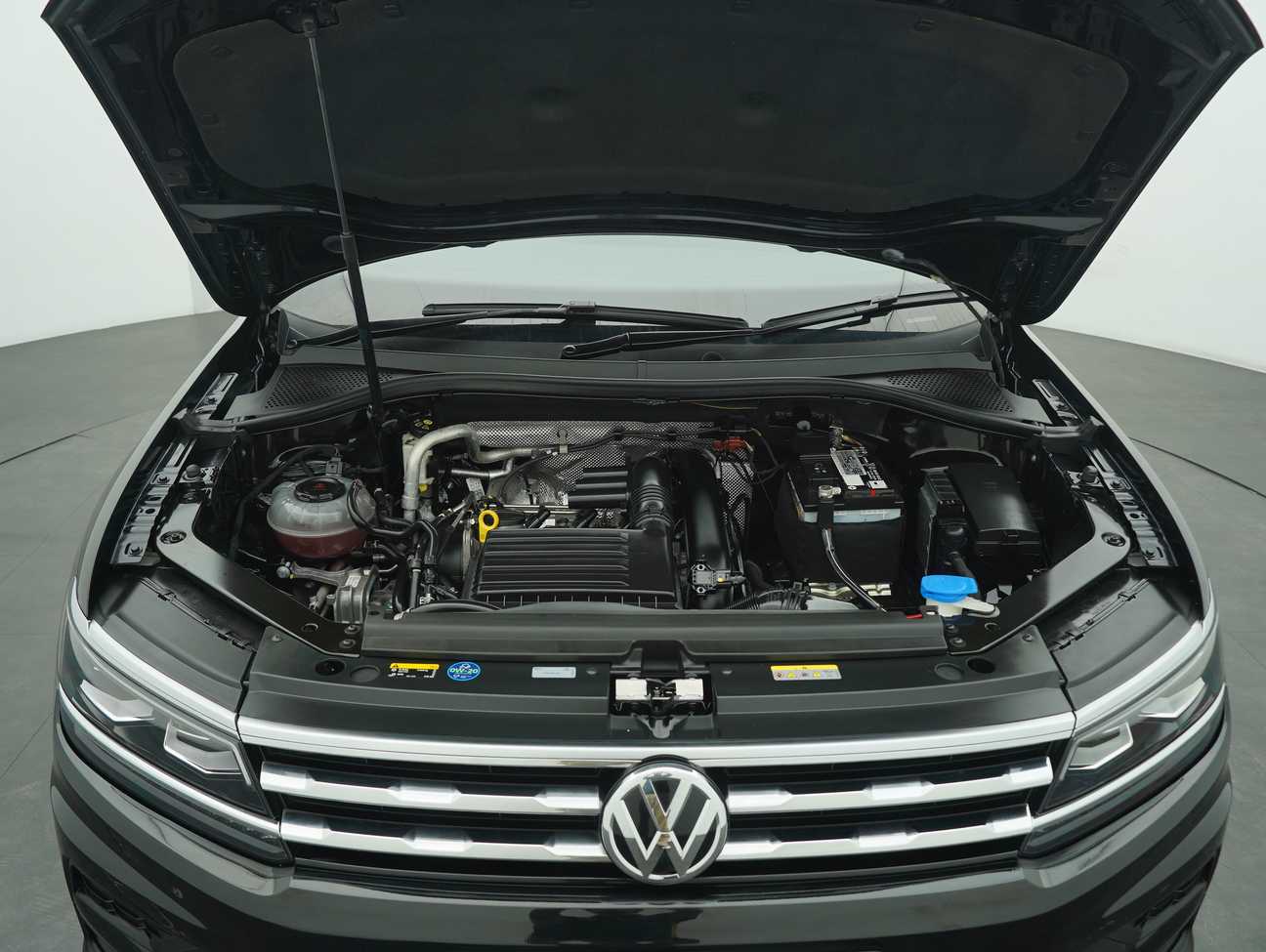 terpakai 2021 Volkswagen Tiguan Allspace Highline 1.4
