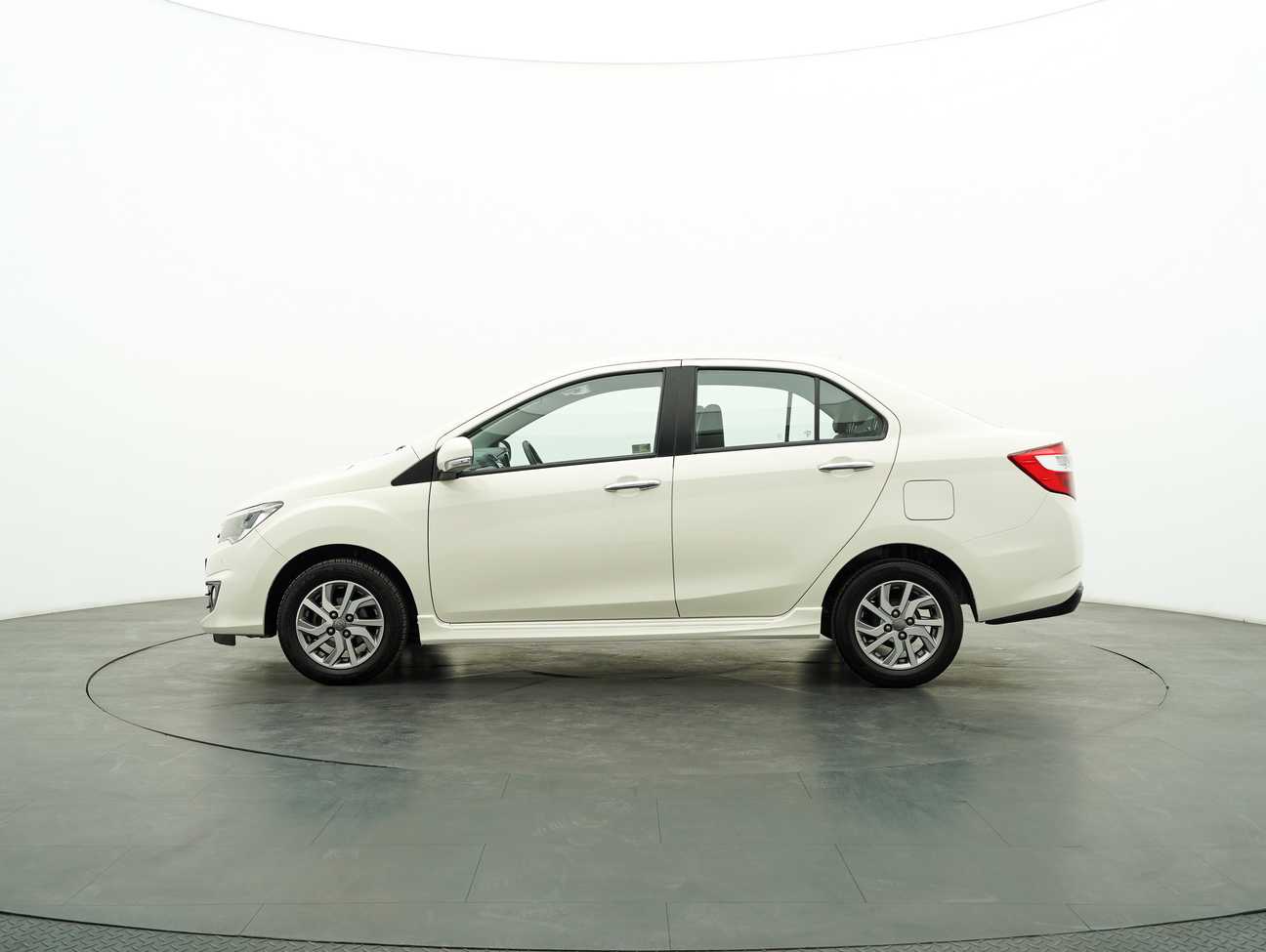 used 2019 Perodua Bezza Advance 1.3