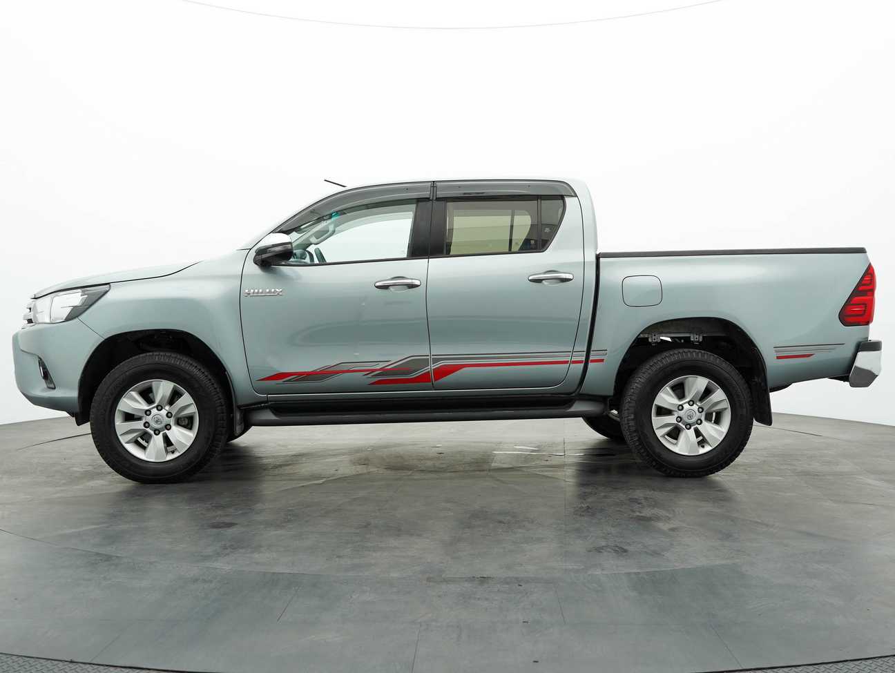 terpakai 2020 Toyota HILUX DOUBLE CAB G 4X4 2.4