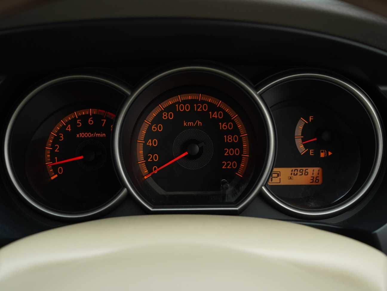 used 2010 Nissan Grand Livina Impul 1.8