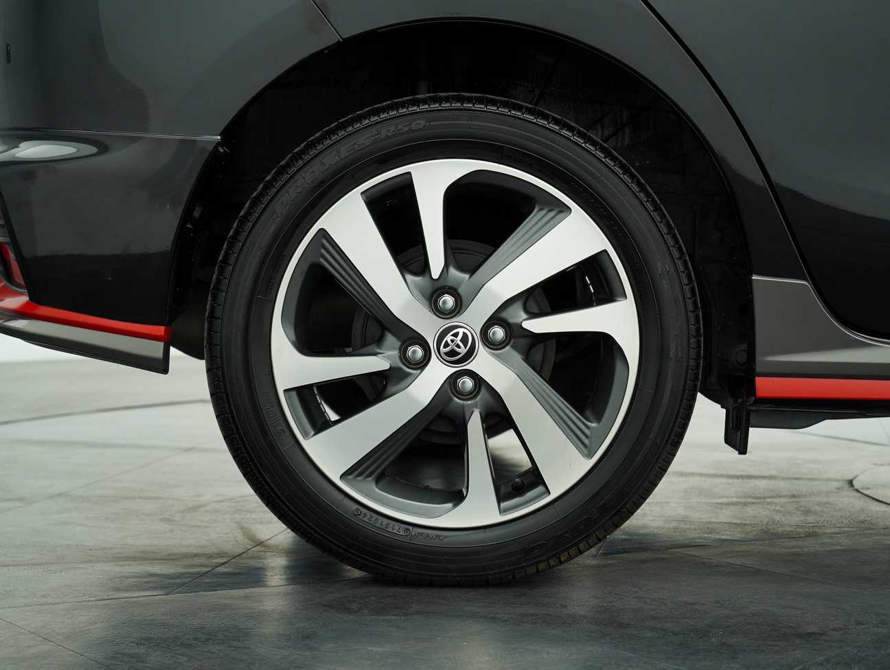 terpakai 2020 Toyota Yaris E 1.5