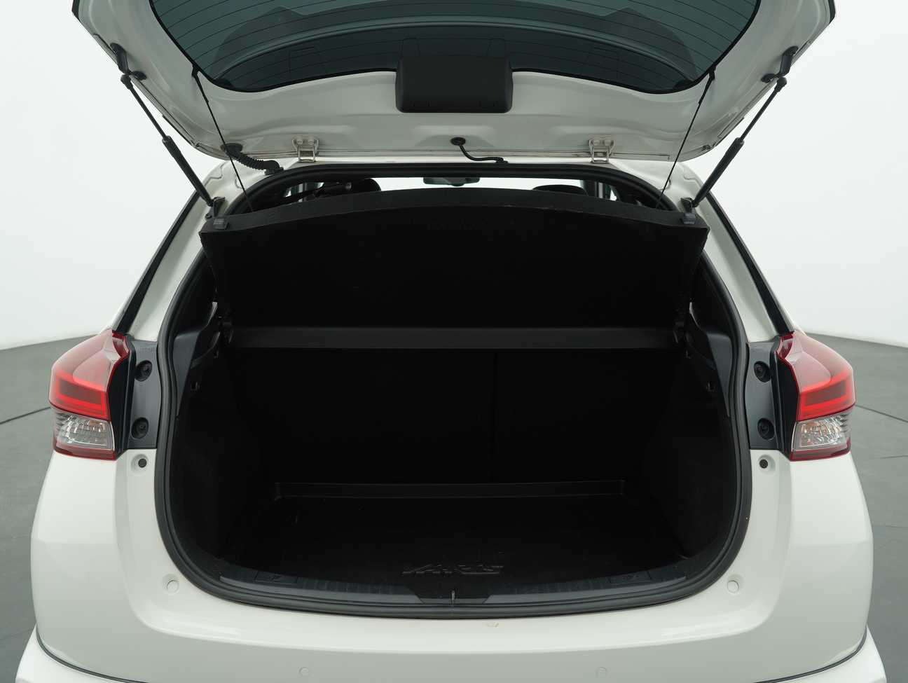 terpakai 2019 Toyota Yaris E 1.5