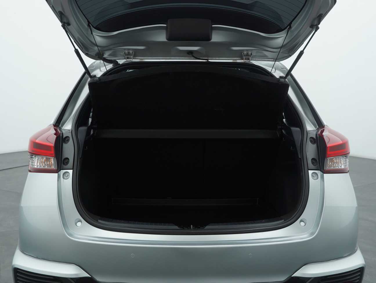 used 2021 Toyota Yaris E 1.5