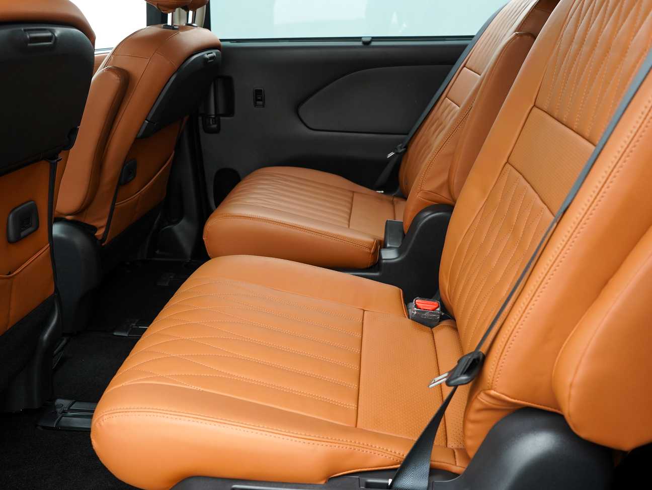 terpakai 2023 Nissan Serena S-Hybrid High-Way Star 2.0