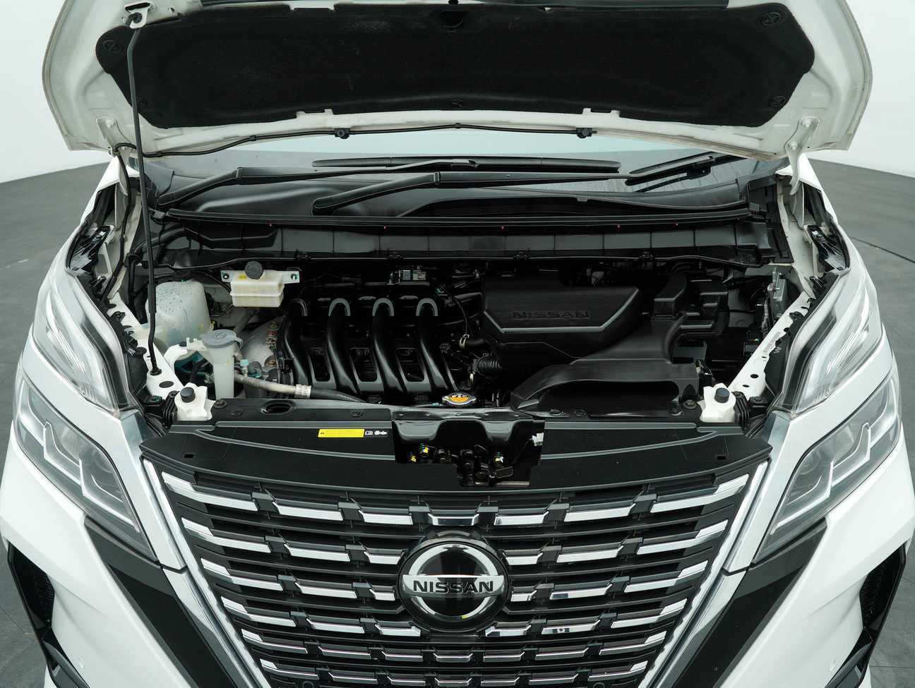 used 2022 Nissan Serena S-Hybrid High-Way Star Premium 2.0