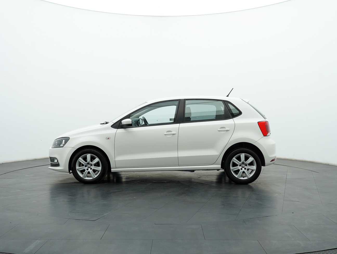 terpakai 2015 Volkswagen Polo  1.6