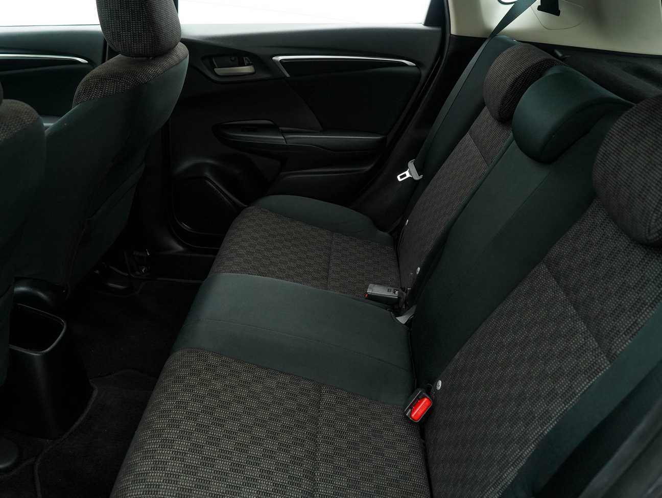 terpakai 2016 Honda Jazz E i-VTEC 1.5