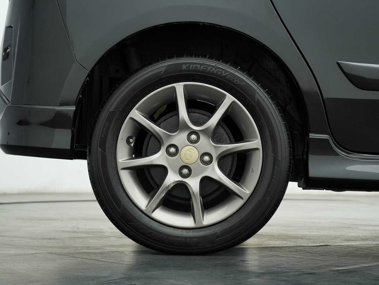 terpakai 2015 Perodua Alza Advance 1.5