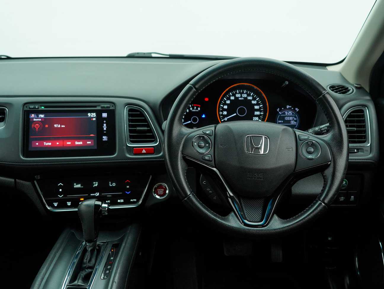 used 2016 Honda HR-V V 1.8