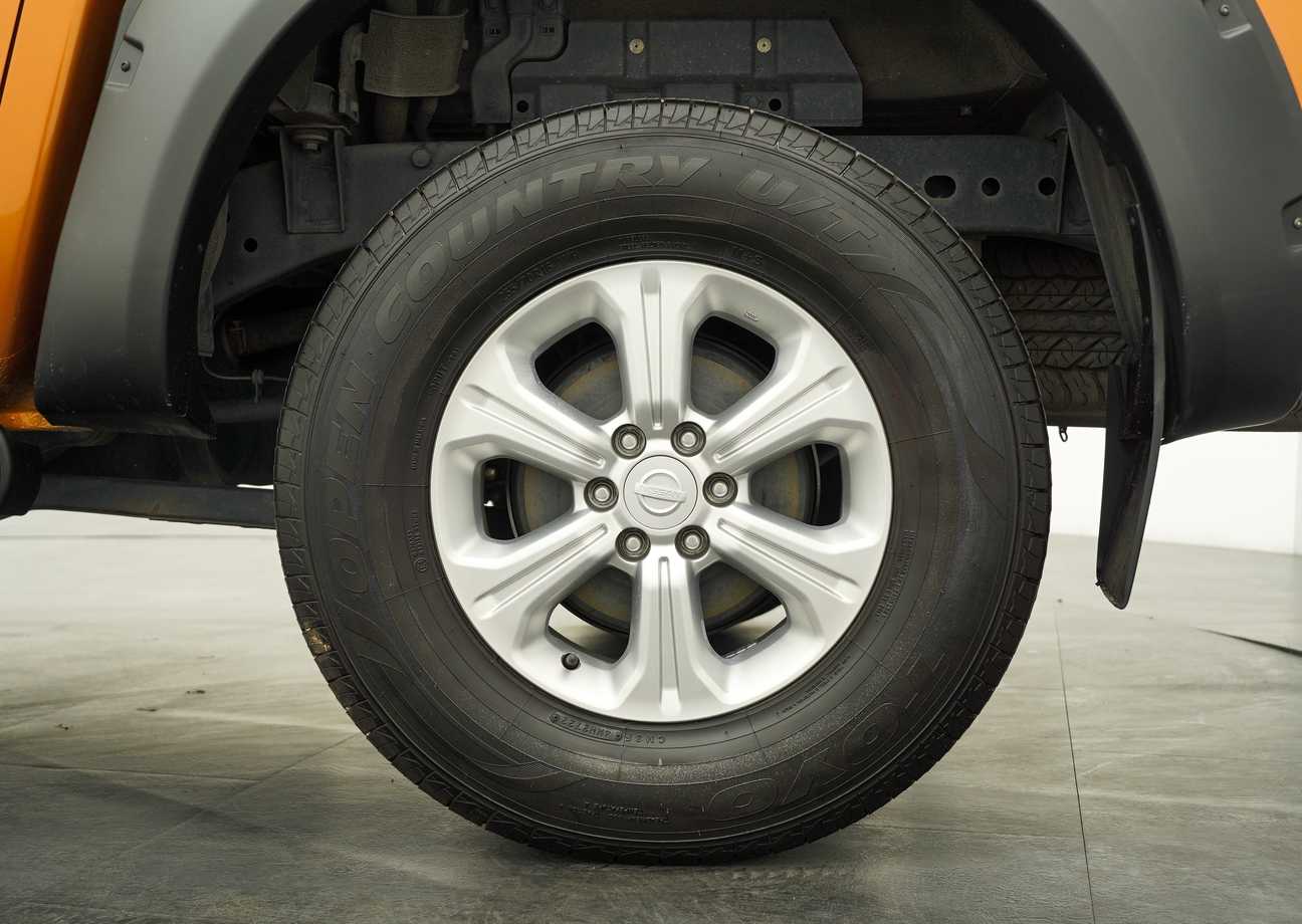 used 2019 Nissan Navara NP300 SE Dual Cab 2.5