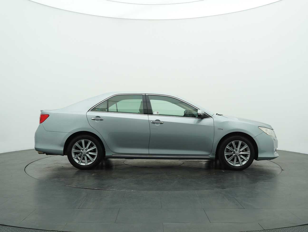 used 2012 Toyota Camry V 2.5