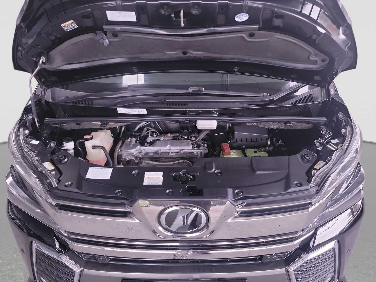 used 2015 Toyota Vellfire ZG 2.5