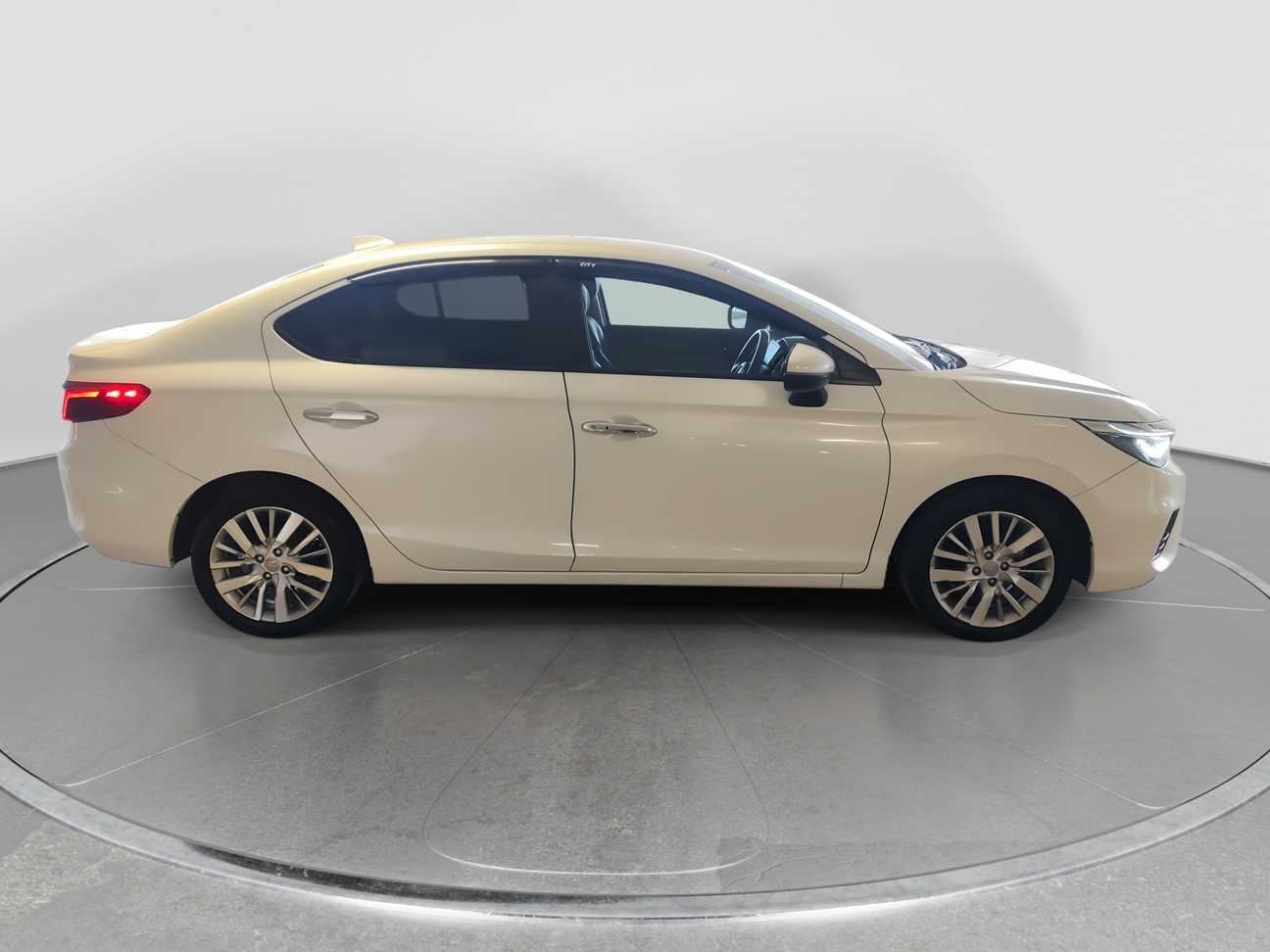 used 2022 Honda City V Sensing 1.5