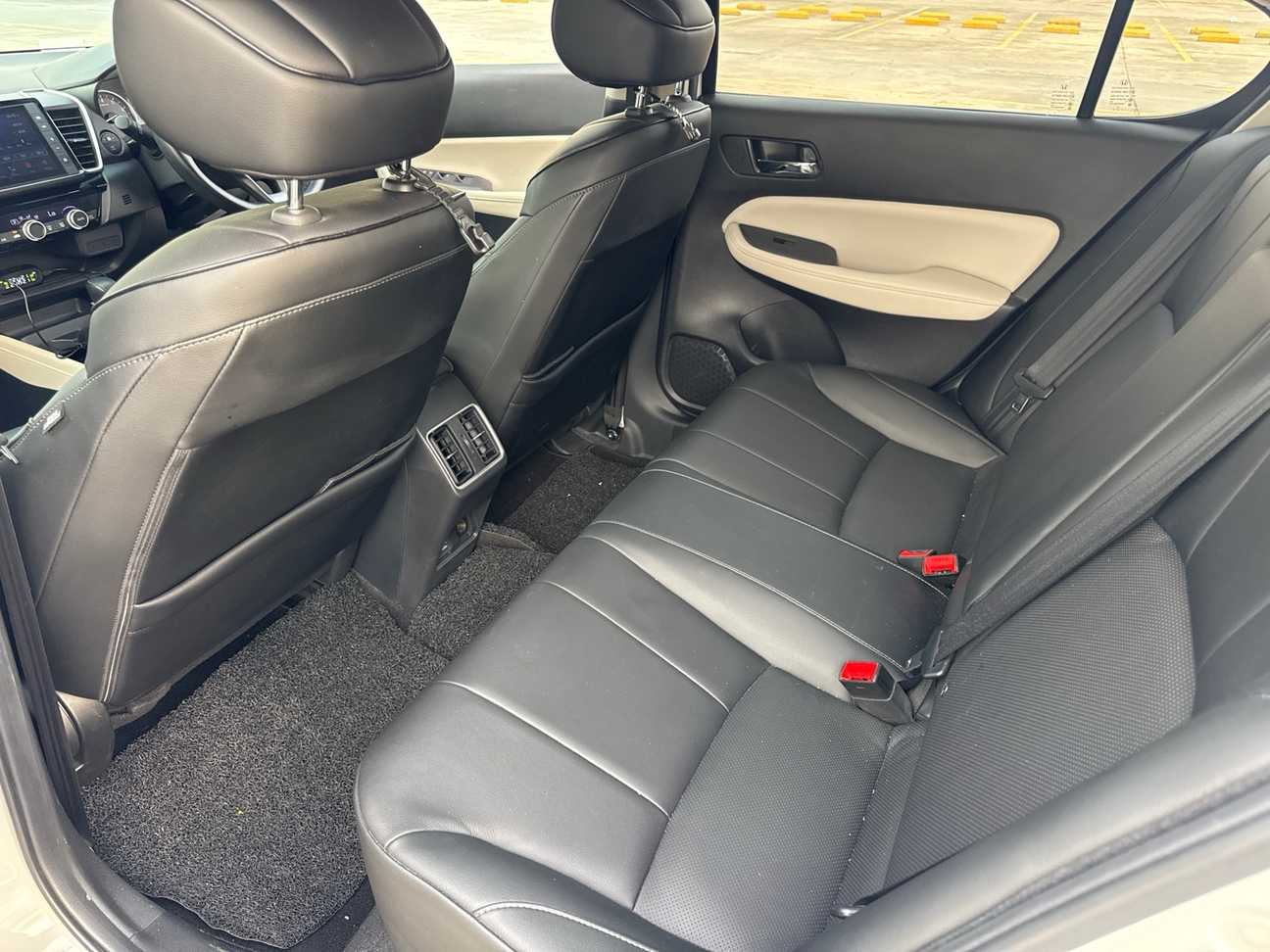 used 2022 Honda City V 1.5