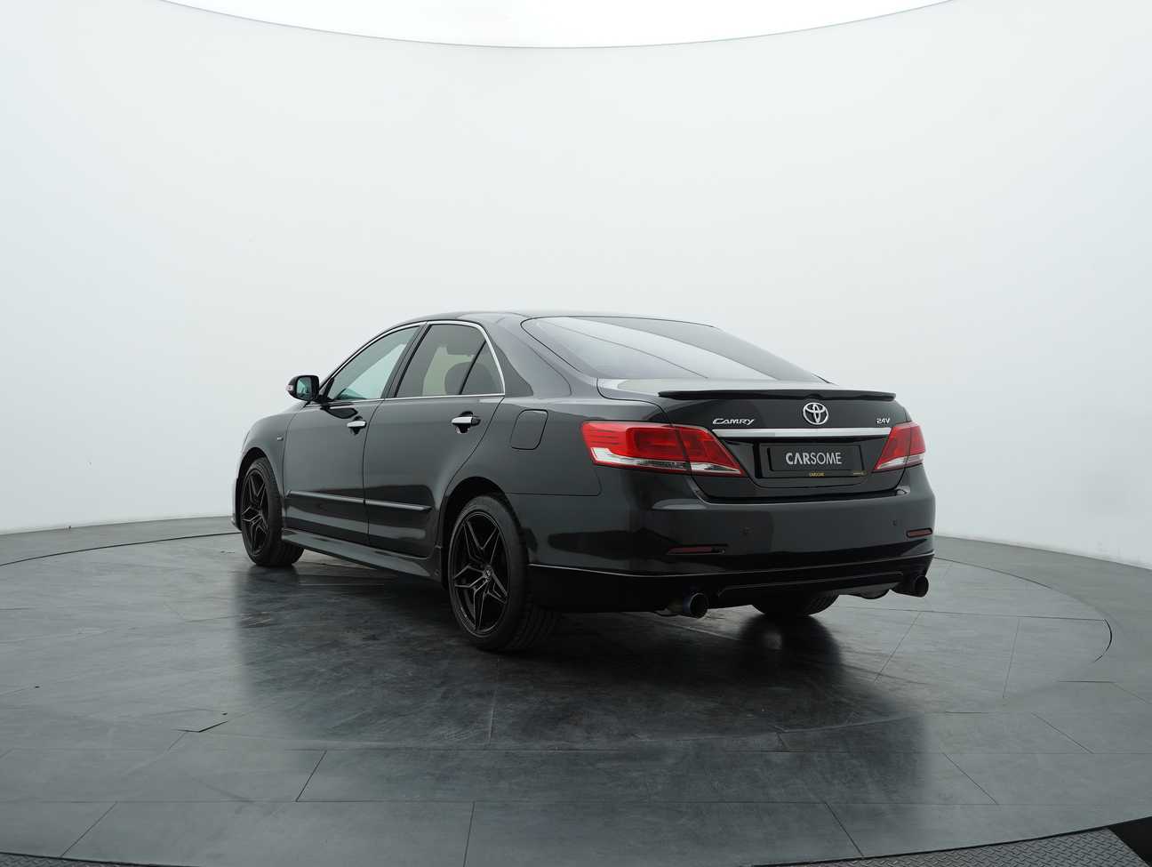 used 2011 Toyota Camry V 2.4