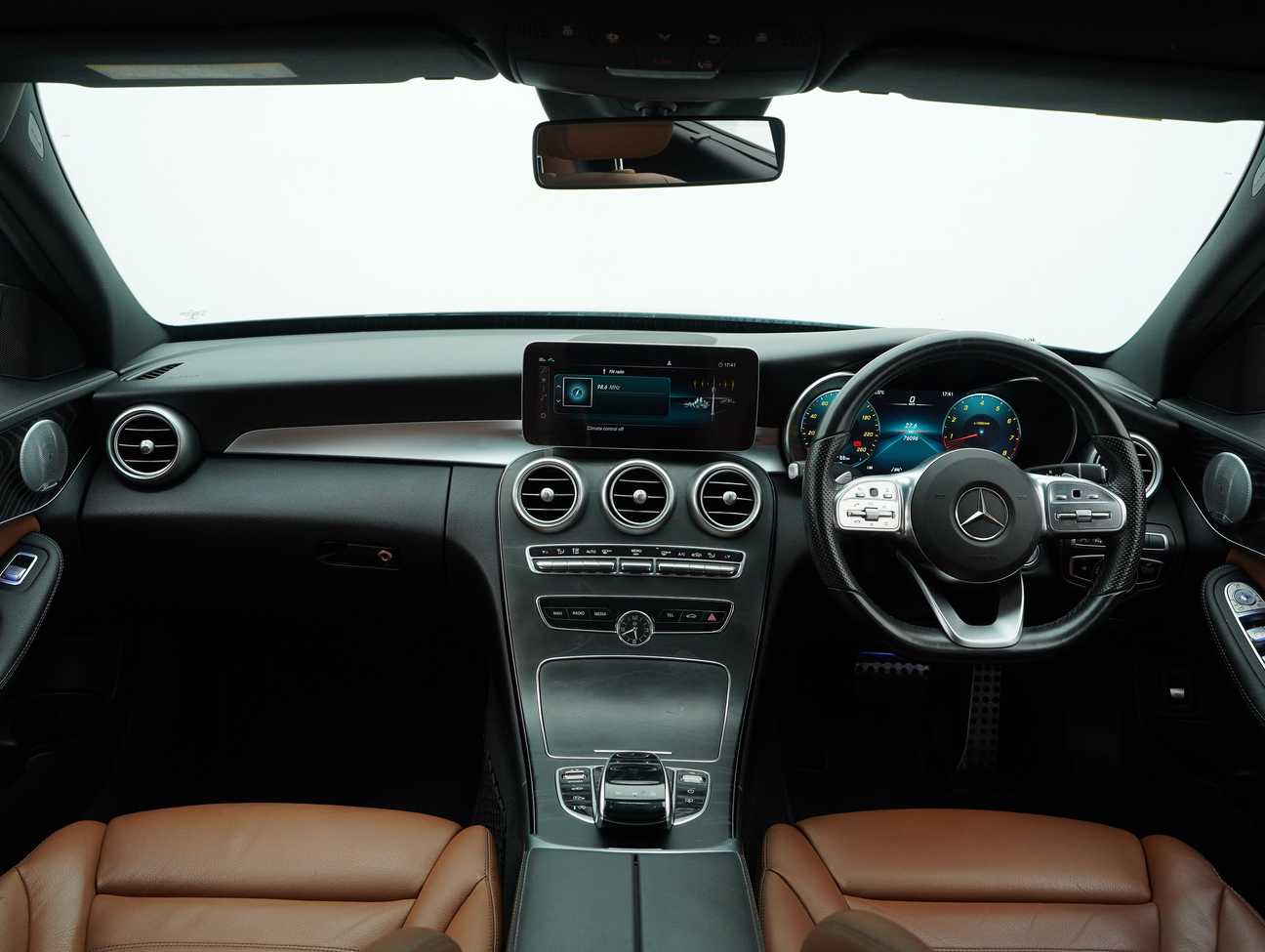 used 2020 Mercedes-Benz C300 AMG Line 2.0