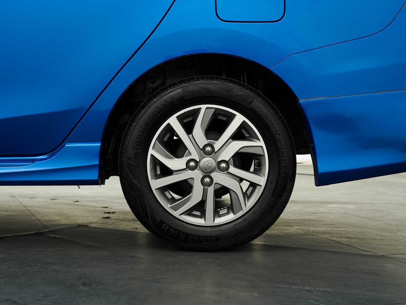 used 2018 Perodua Bezza Advance 1.3