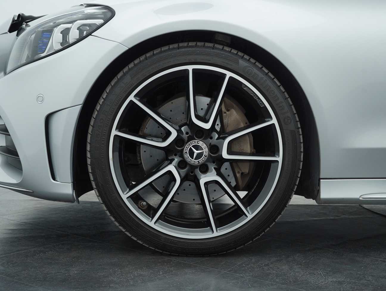 terpakai 2020 Mercedes-Benz C300 AMG Line 2.0