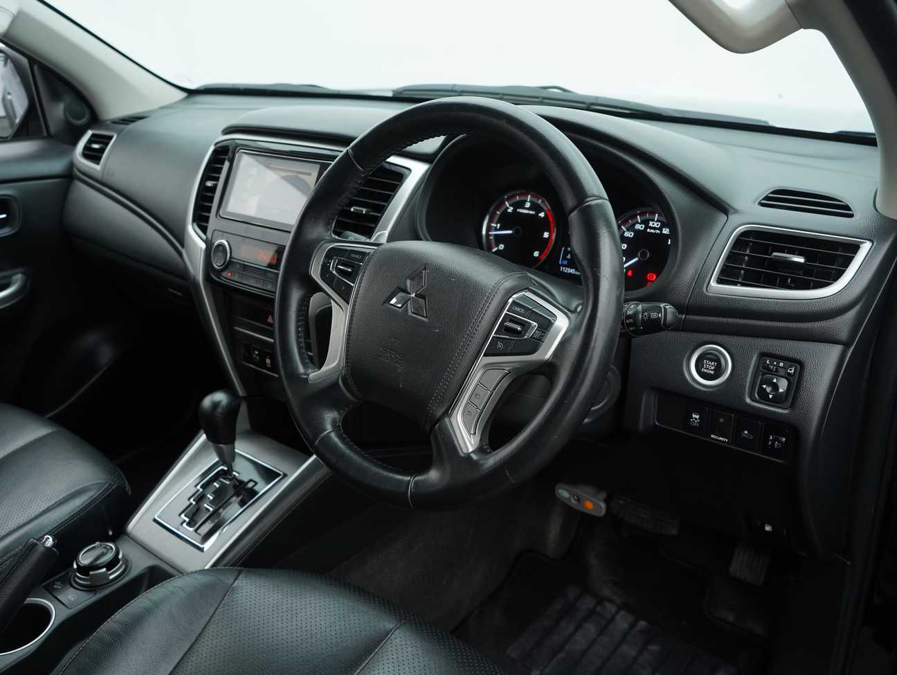 used 2019 Mitsubishi Triton VGT Adventure X Dual Cab 4X4 2.4