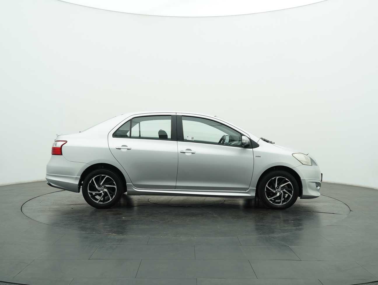terpakai 2012 Toyota Vios E 1.5