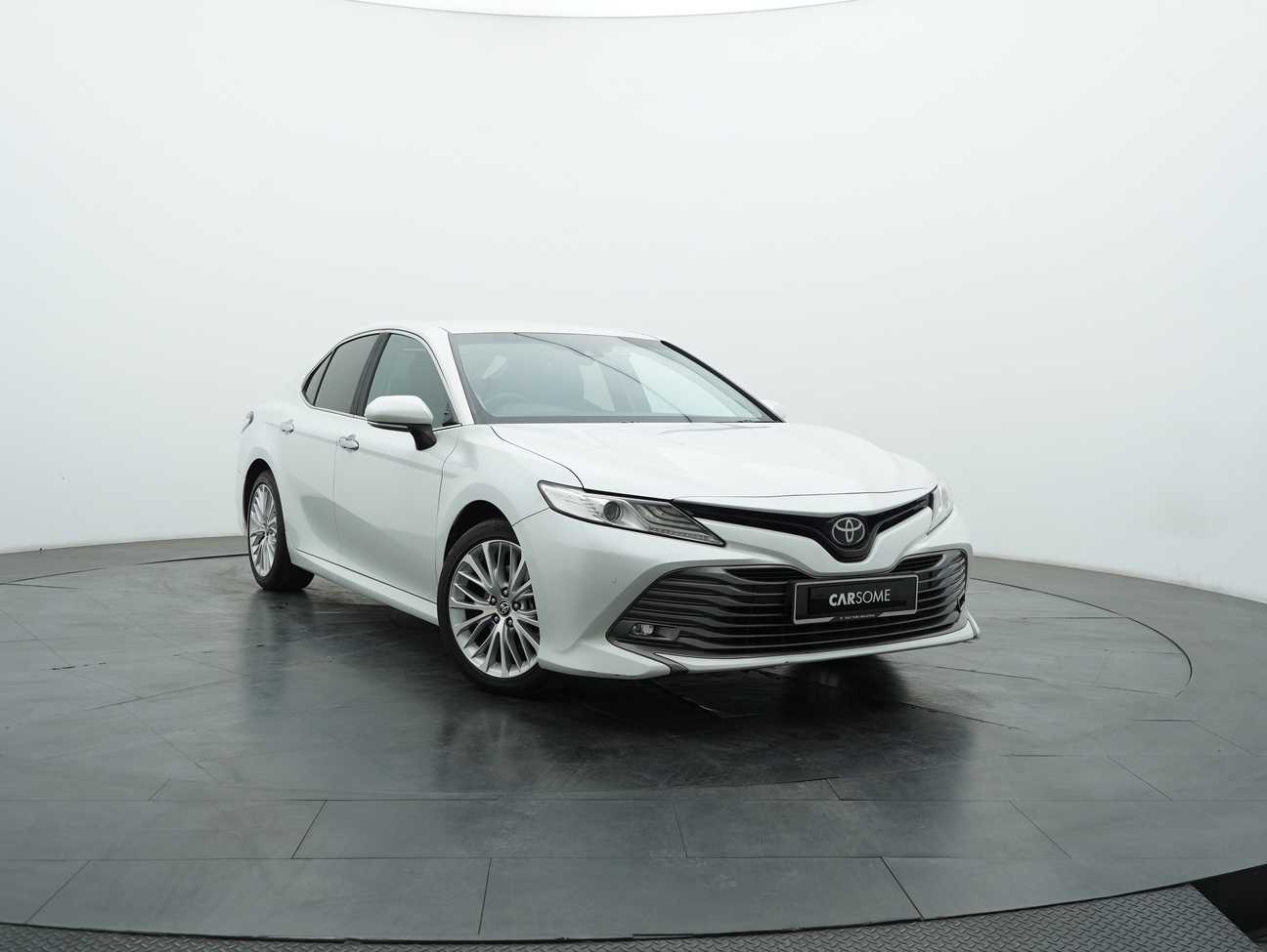 used 2020 Toyota Camry V 2.5