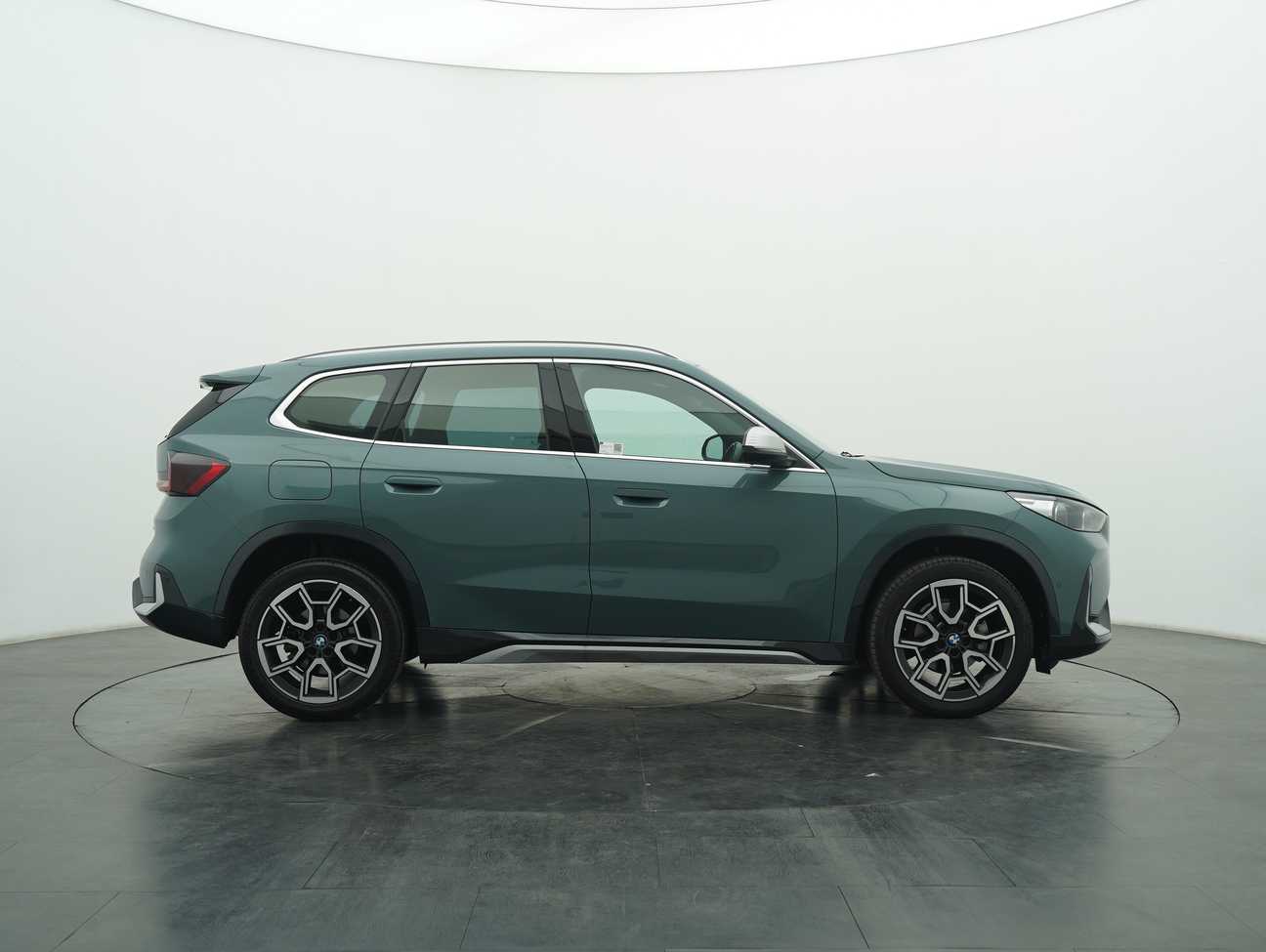 terpakai 2024 BMW X1 sDrive20i xLine 2.0