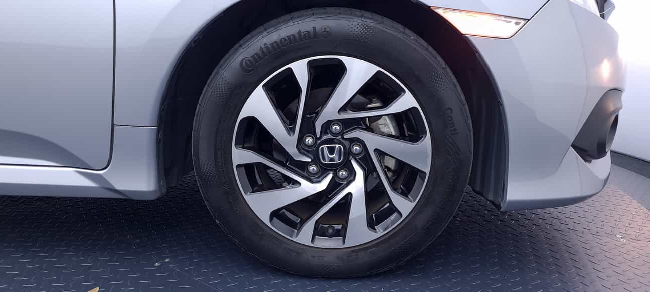 terpakai 2017 Honda CIVIC S I-VTEC 1.8