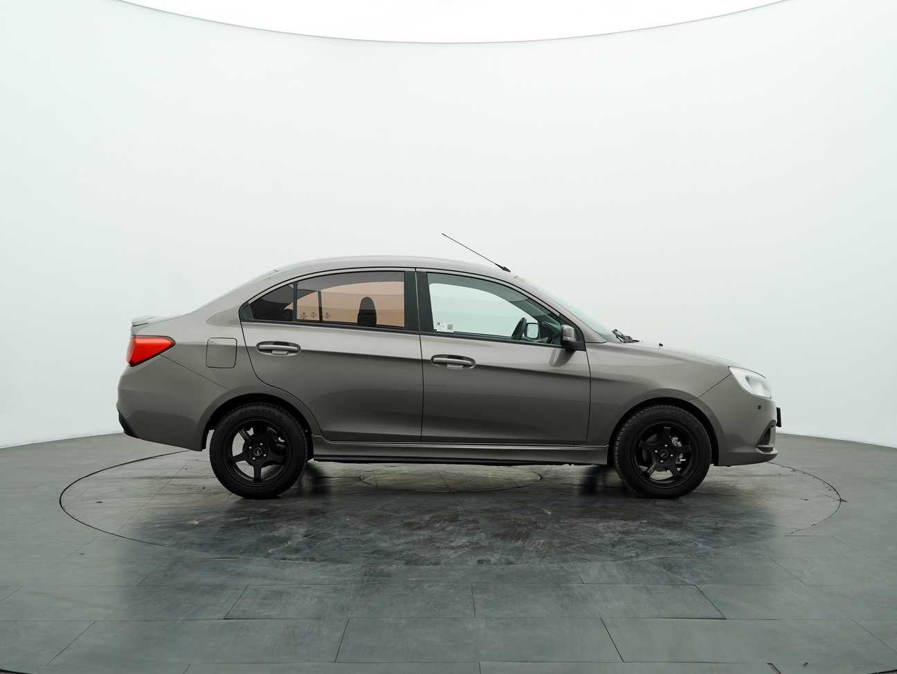 used 2017 Proton Saga Executive 1.3