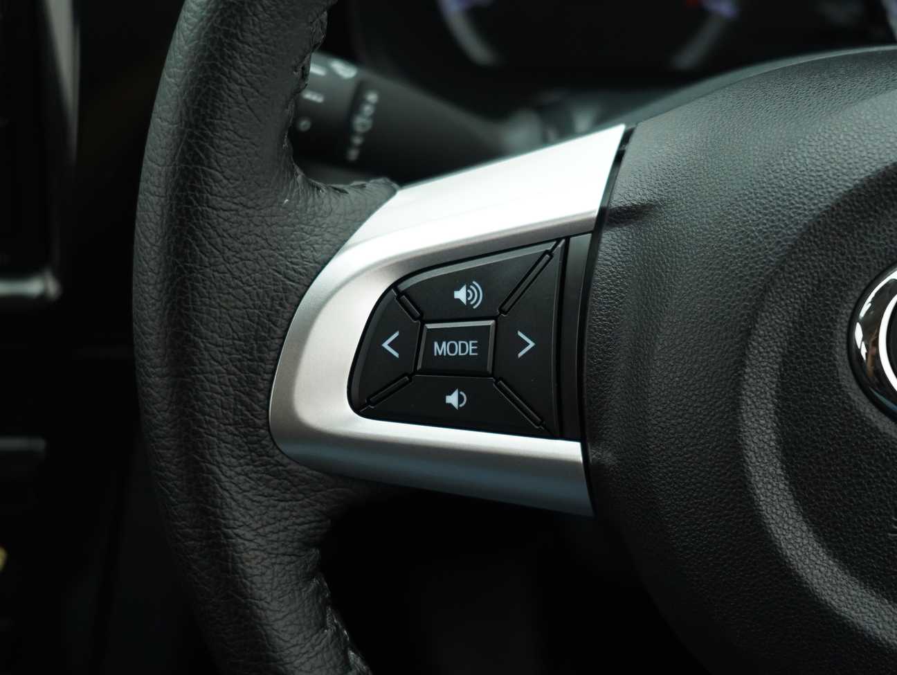 used 2020 Perodua Aruz AV 1.5