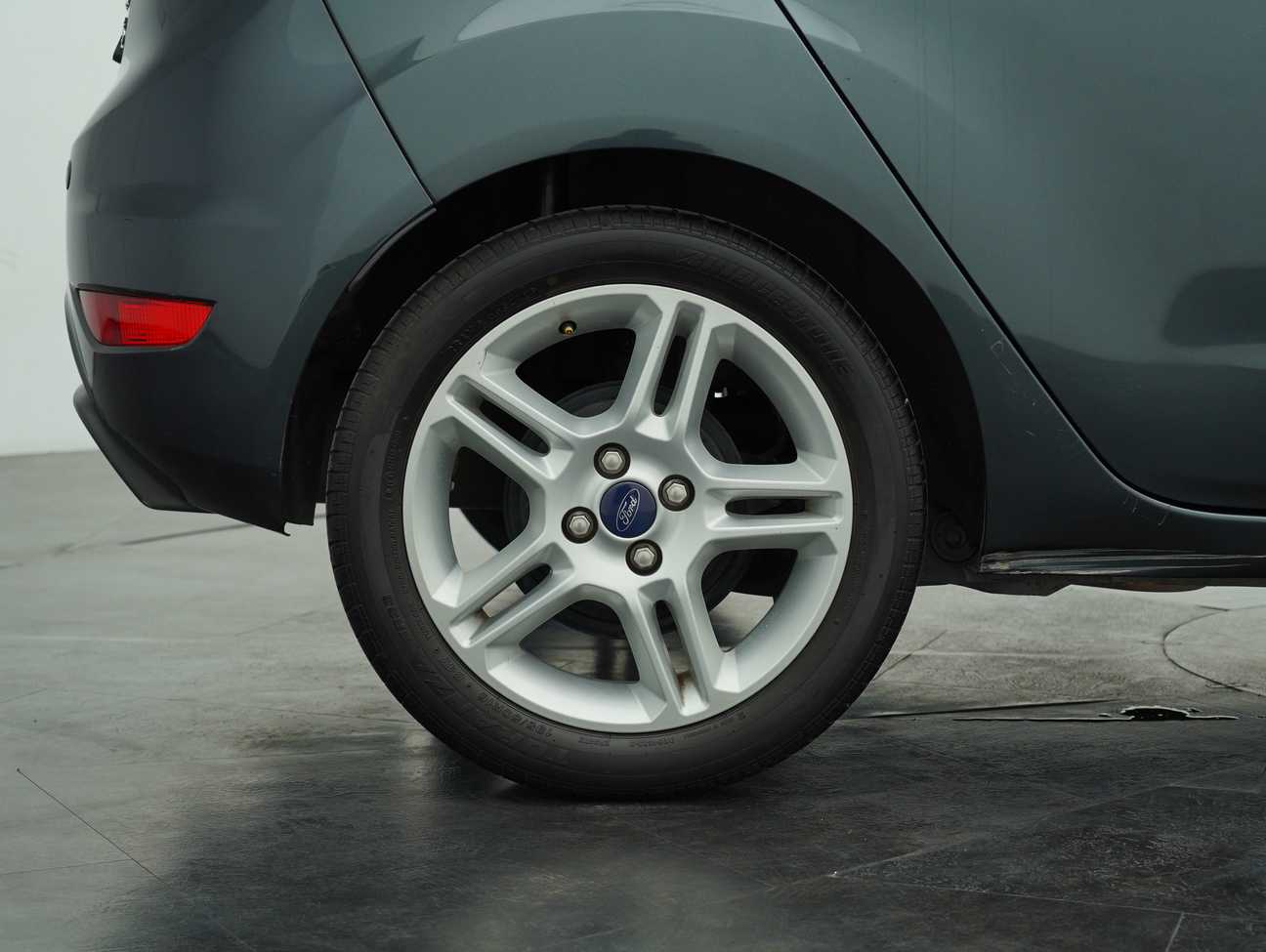terpakai 2012 Ford Fiesta Sport 1.6