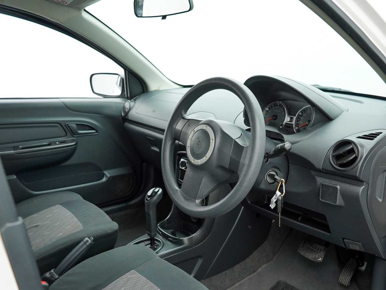 terpakai 2014 Proton Saga SV 1.3