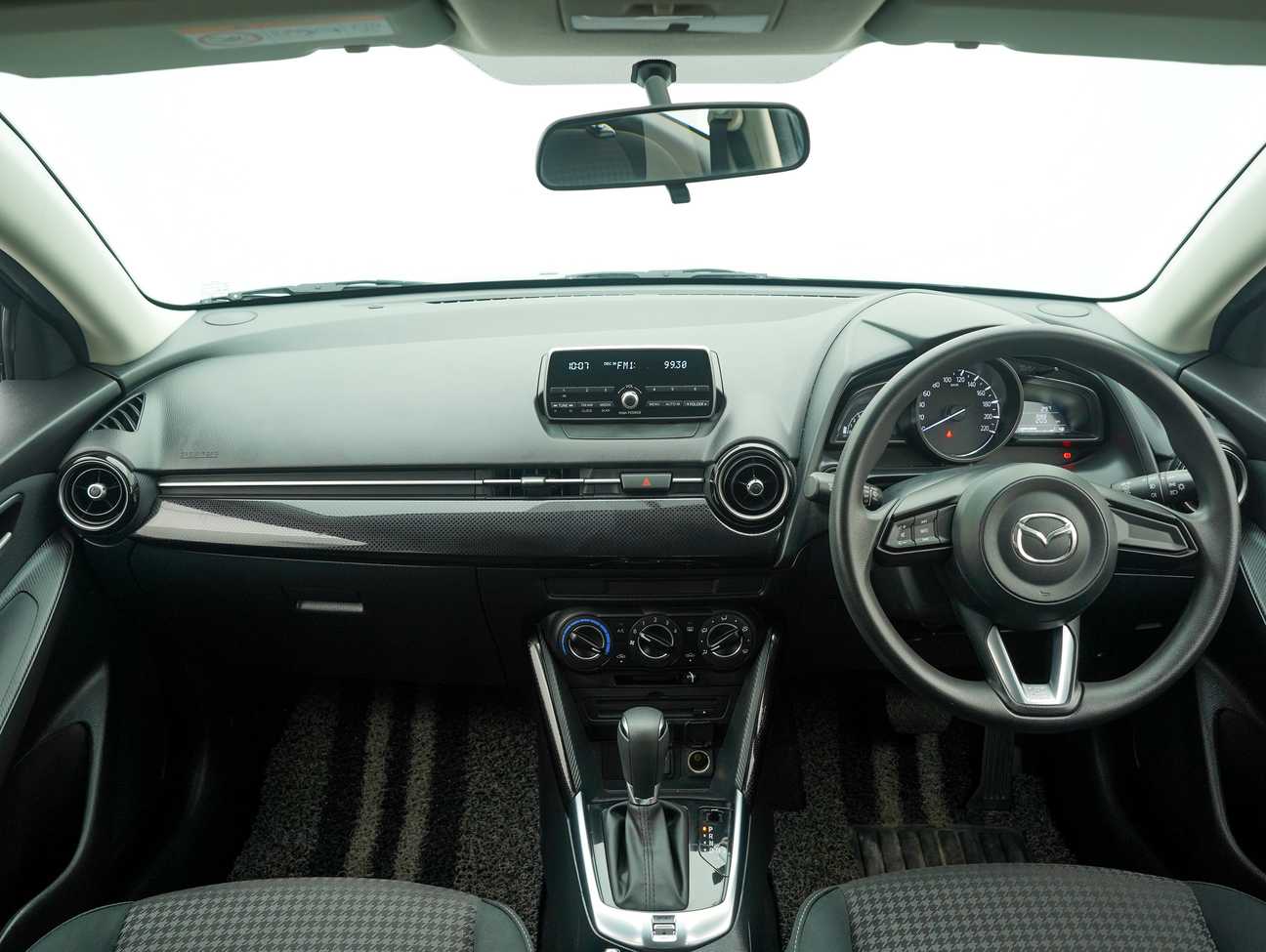 terpakai 2019 Mazda 2 SKYACTIV-G Mid Spec 1.5