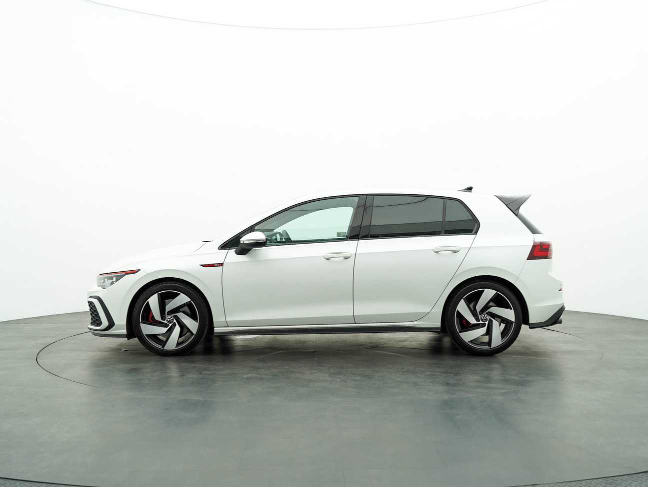 used 2022 Volkswagen Golf GTI 2.0