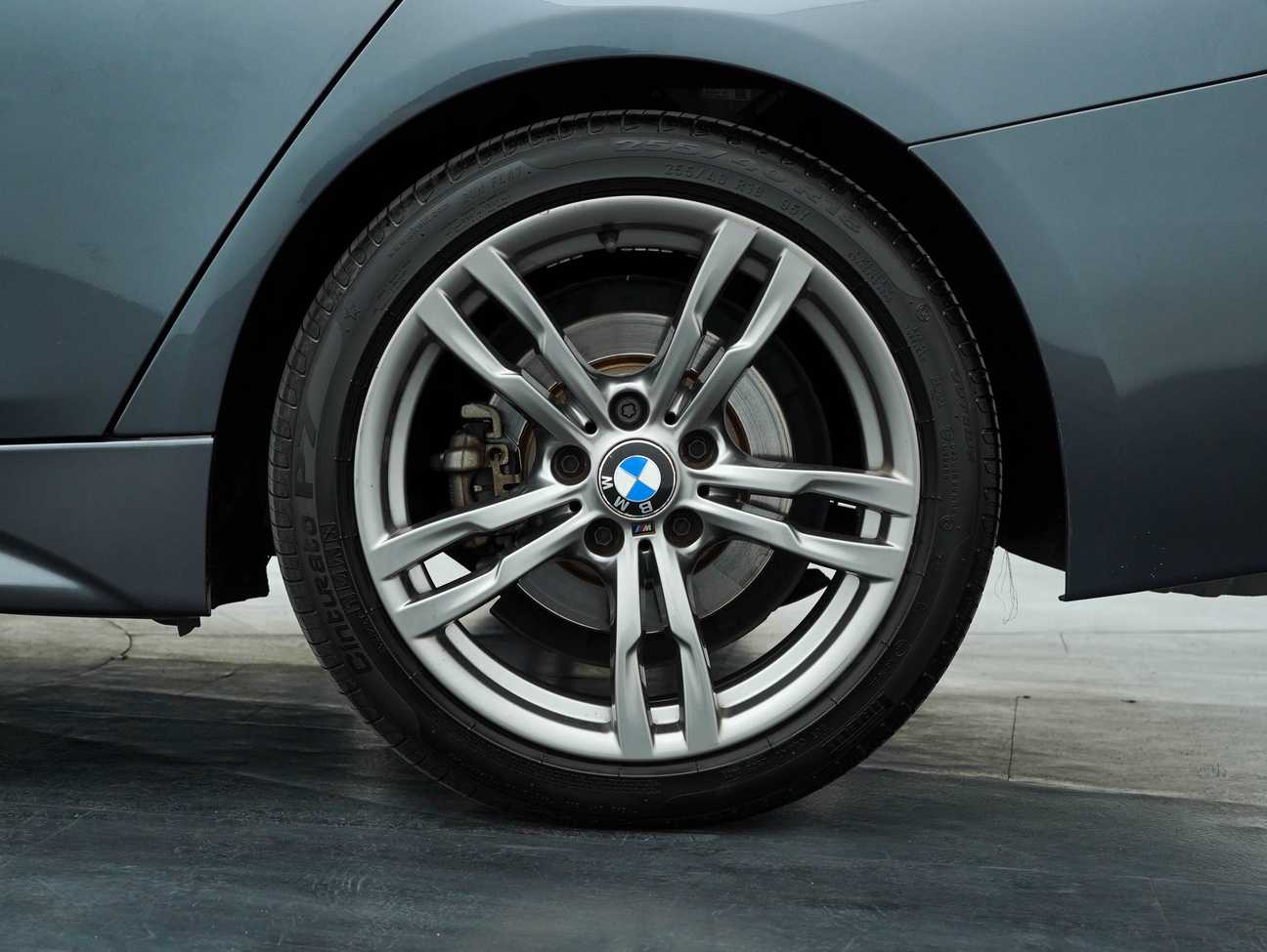 used 2018 BMW 330e Sport Line 2.0