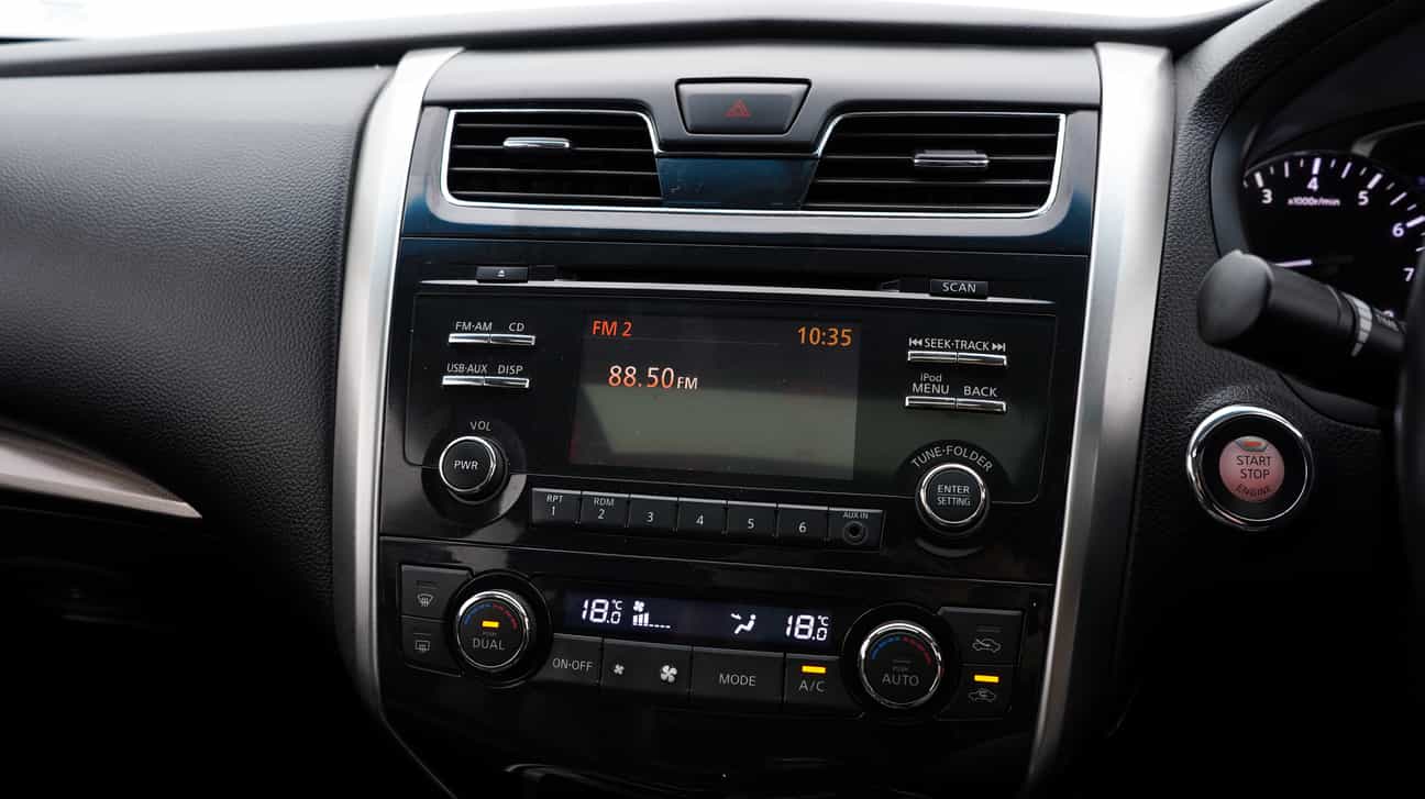 terpakai 2014 Nissan TEANA XV 2.5