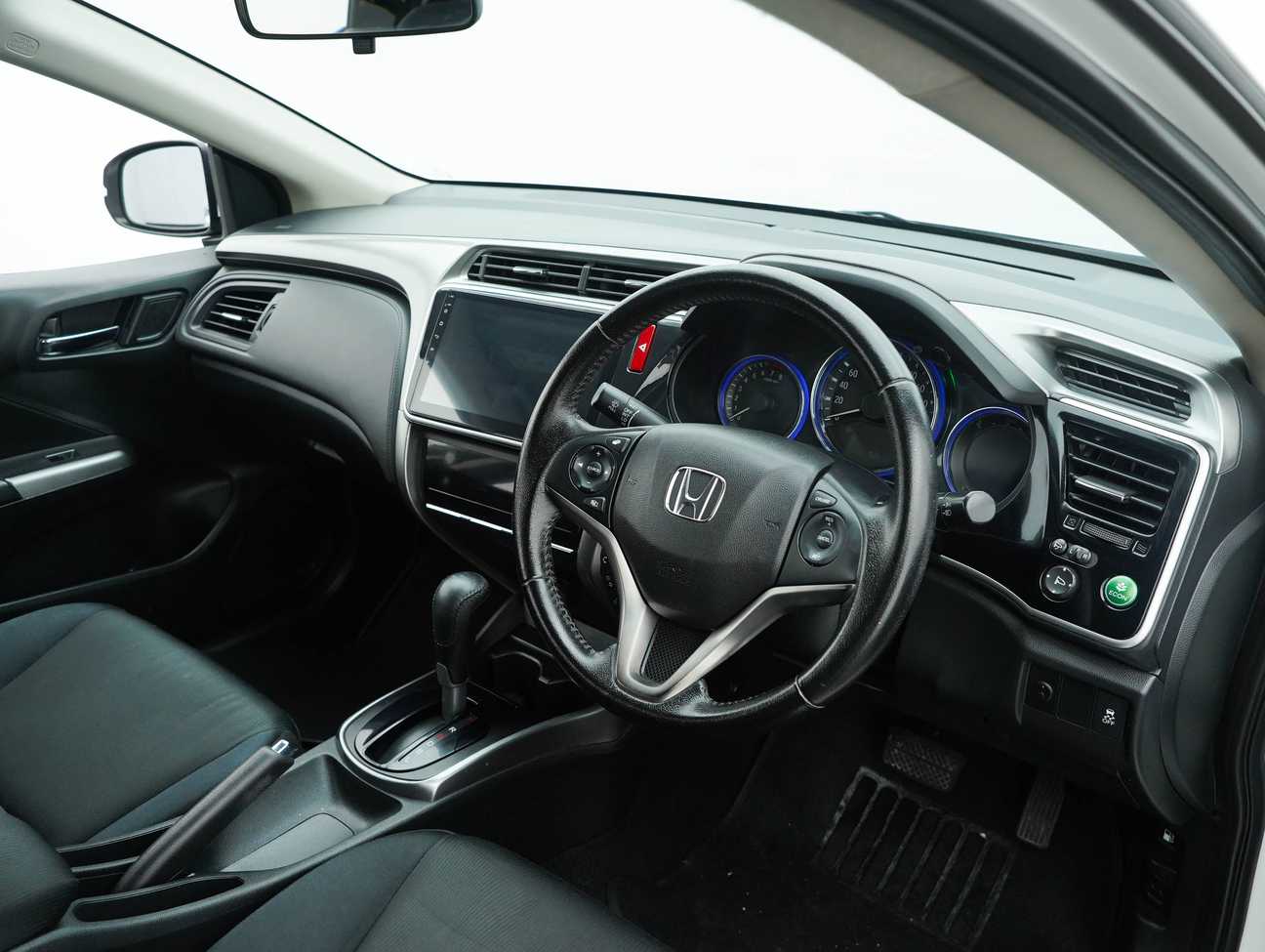 used 2015 Honda City V 1.5