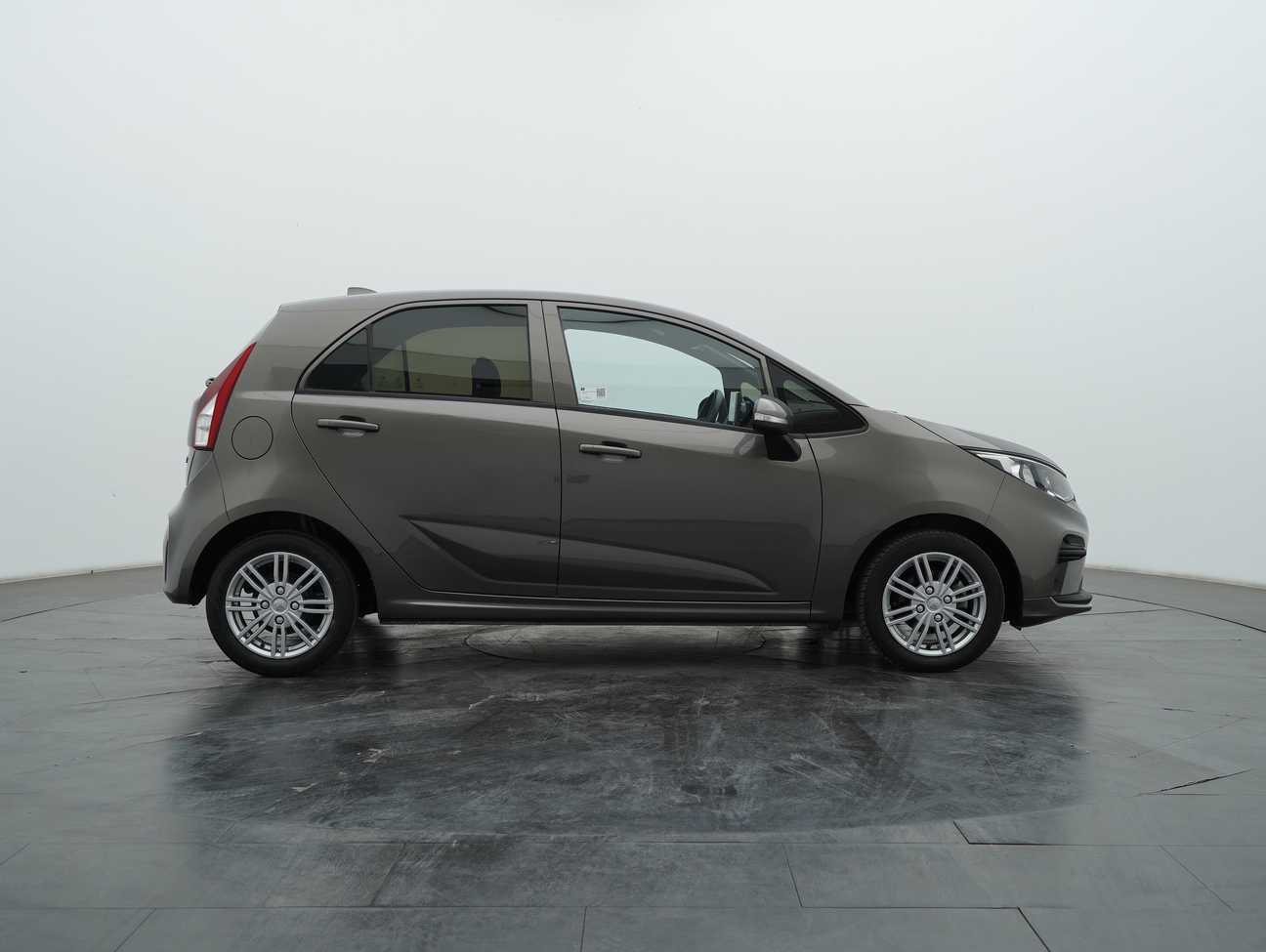 used 2021 Proton Iriz Standard 1.3
