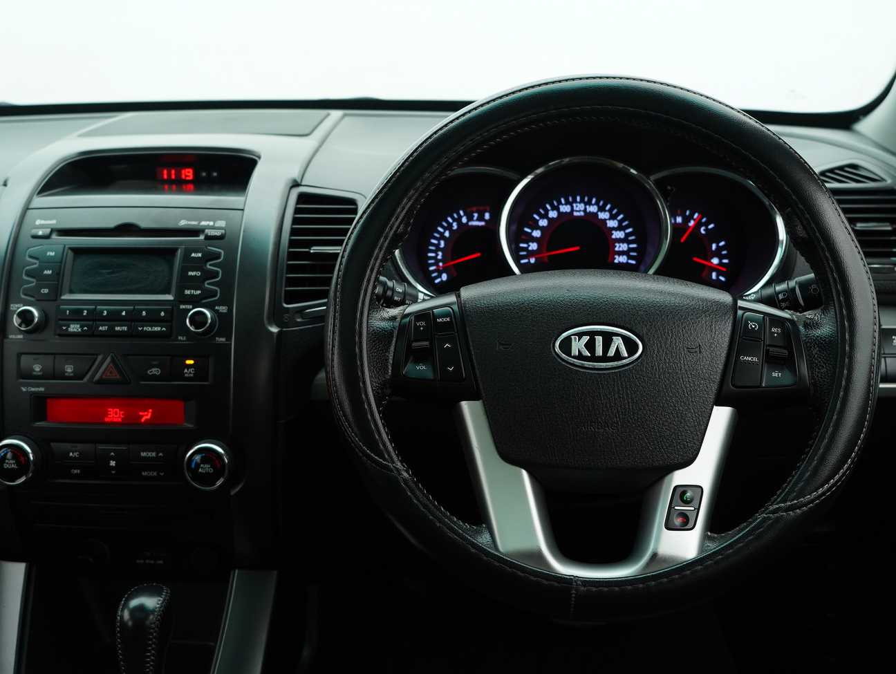 terpakai 2012 Kia Sorento XM 2.4