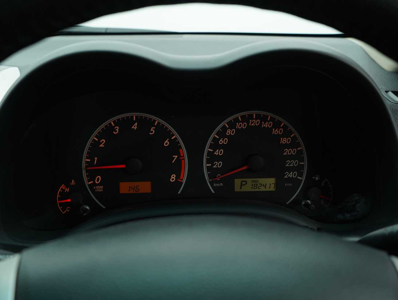 used 2010 Toyota Corolla Altis E 1.8