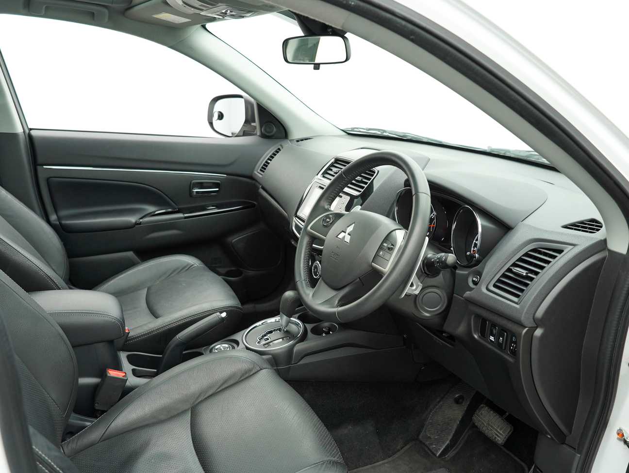 used 2017 Mitsubishi ASX  2.0