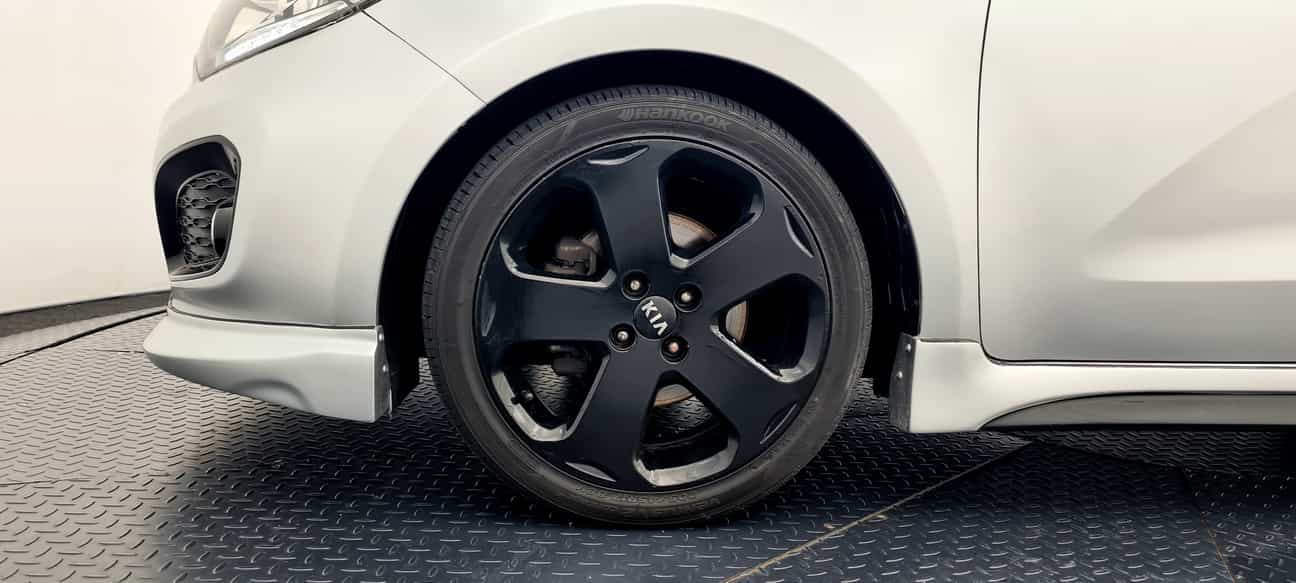 used 2015 Kia RIO UB 1.4