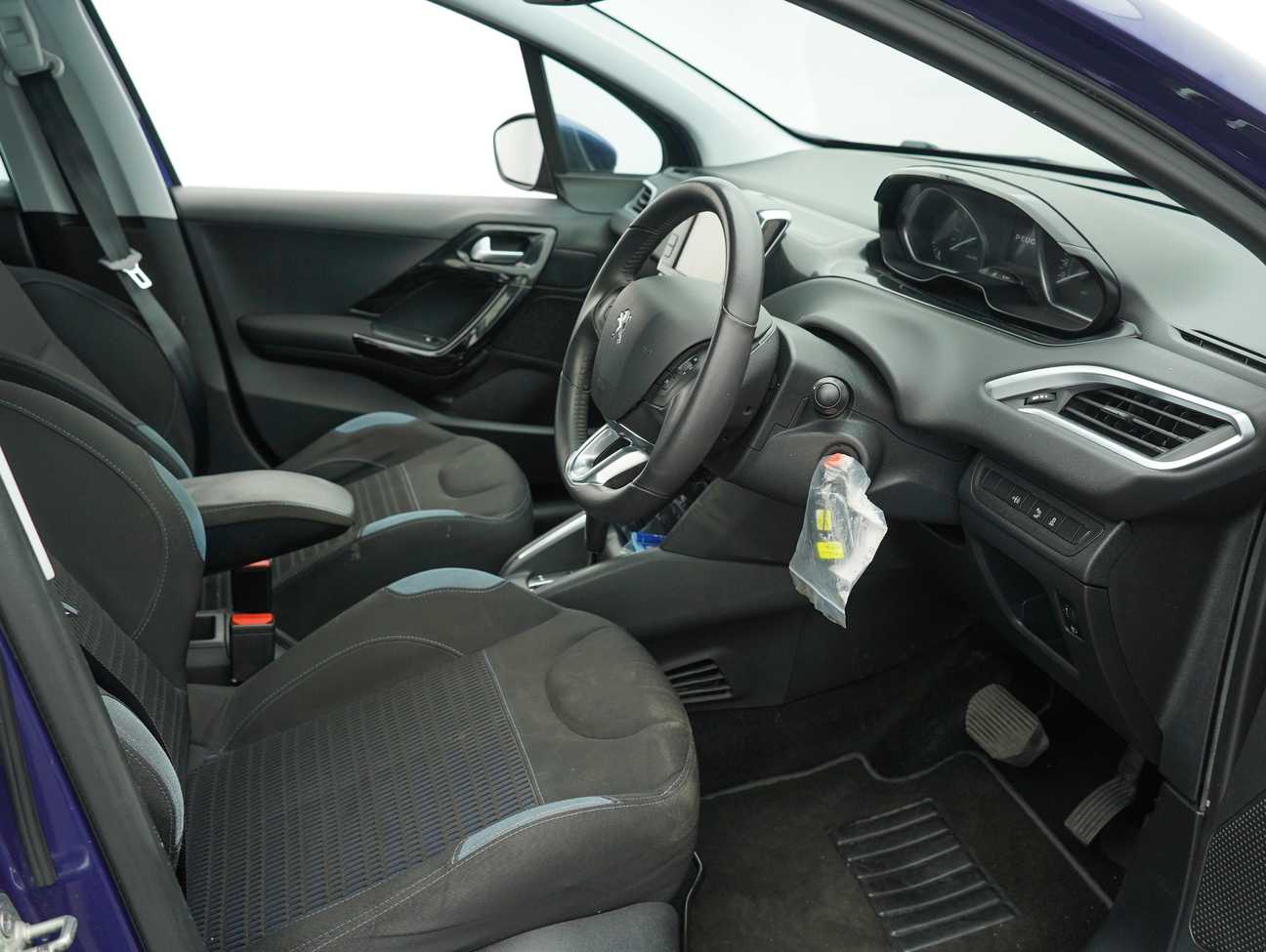 used 2014 Peugeot 208 5-DOOR 1.6