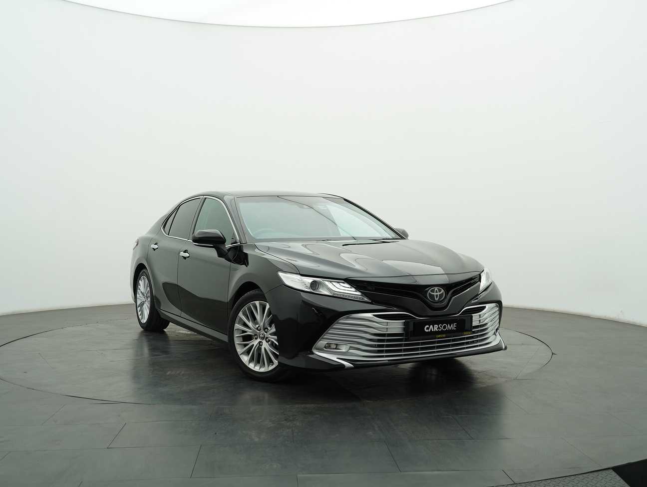 used 2021 Toyota Camry V 2.5