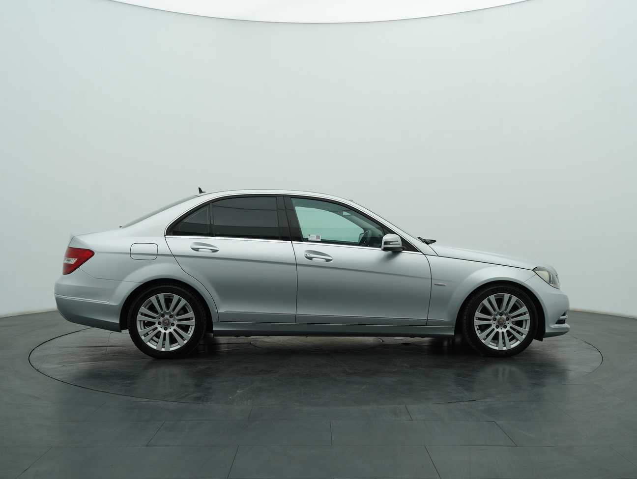 used 2012 Mercedes-Benz C200 Elegance CGI 1.8