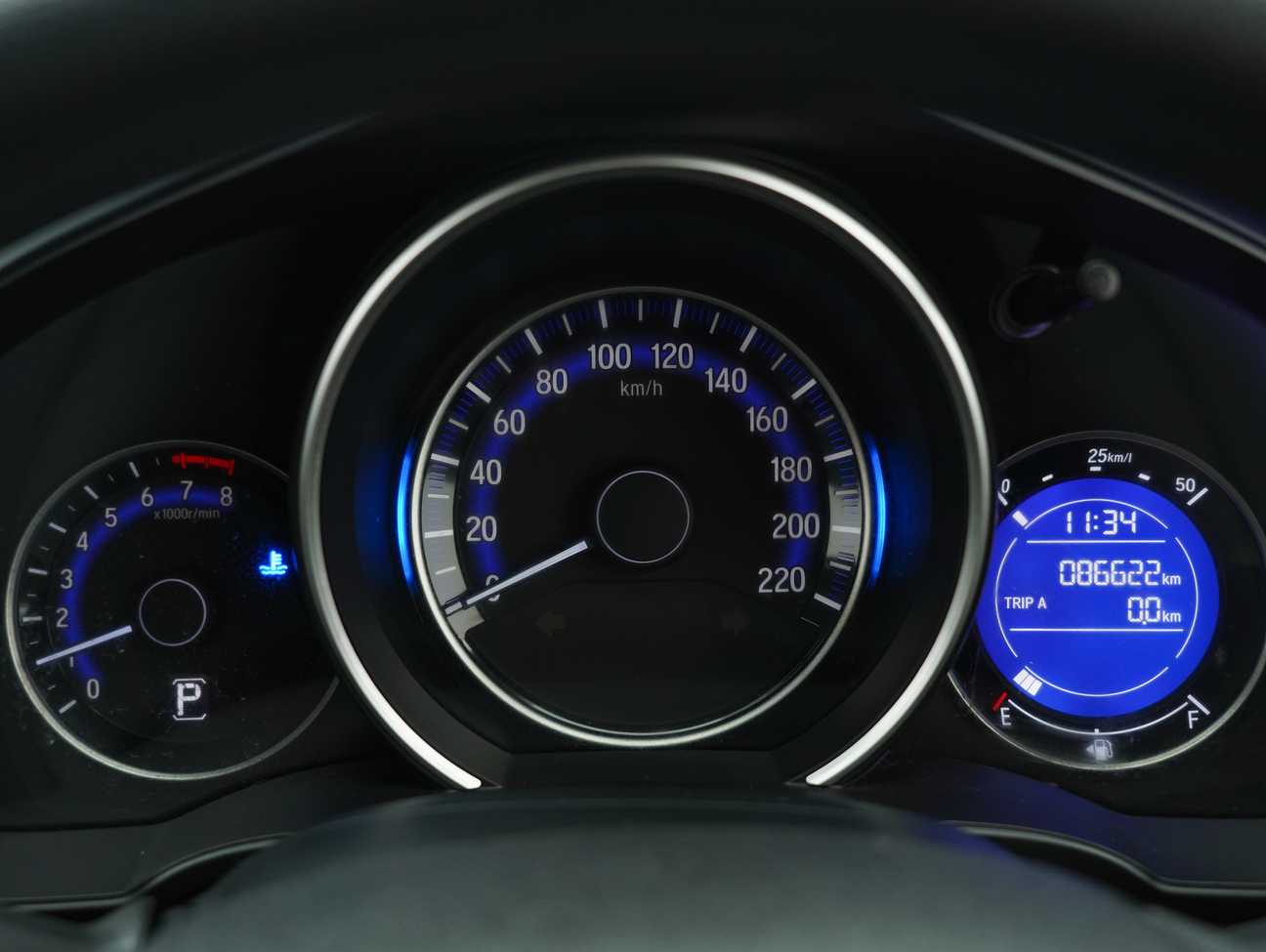 used 2014 Honda Jazz E 1.5