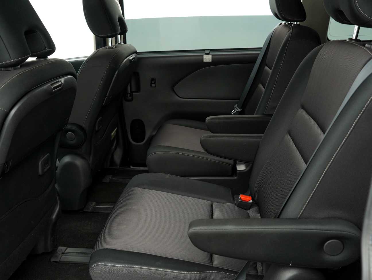 used 2021 Nissan Serena S-Hybrid High-Way Star 2.0