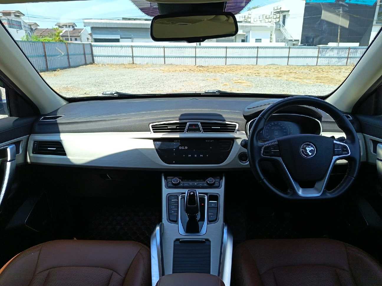 used 2020 Proton X70 Premium 1.8