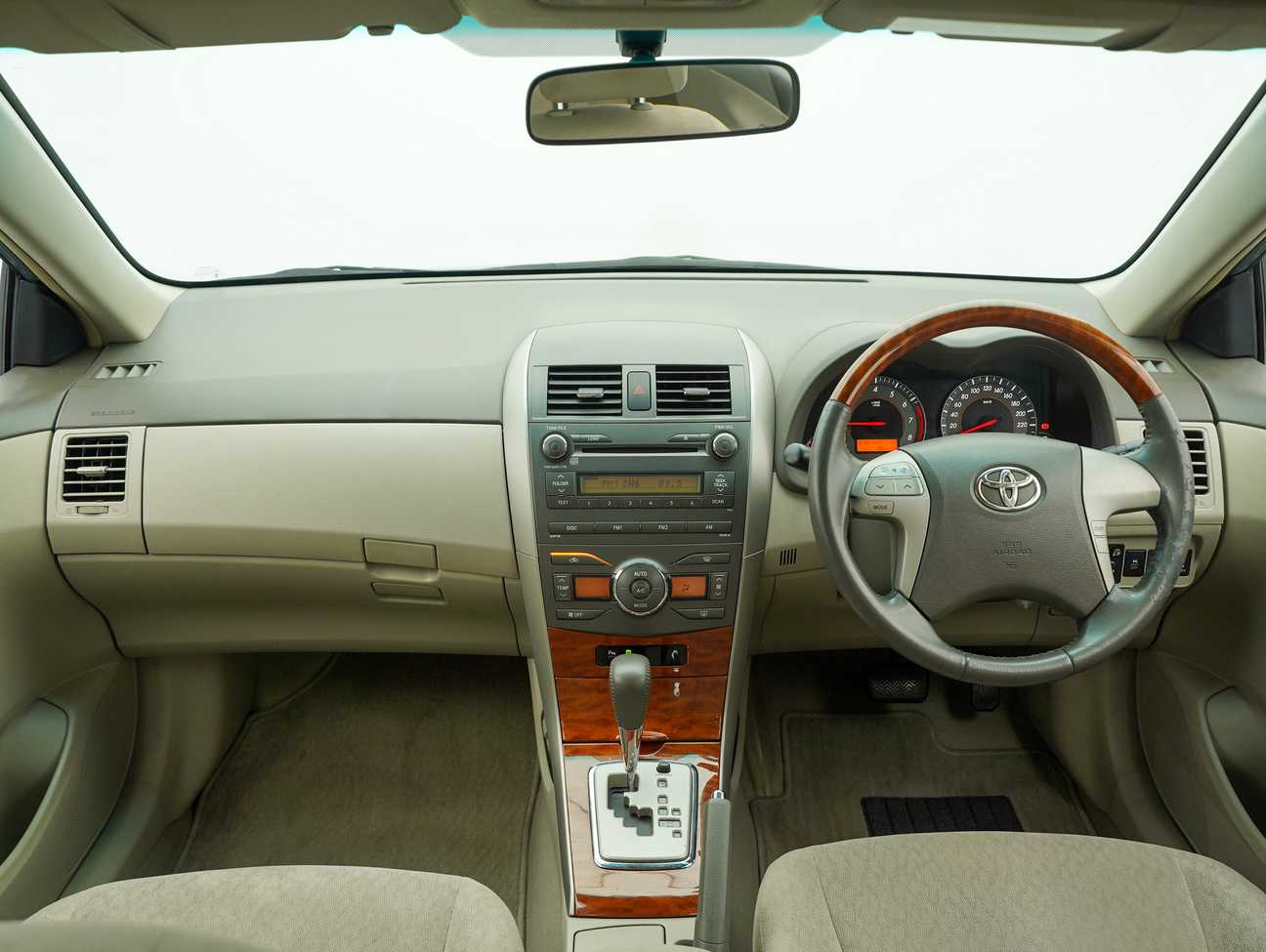 used 2010 Toyota Corolla Altis G 1.8