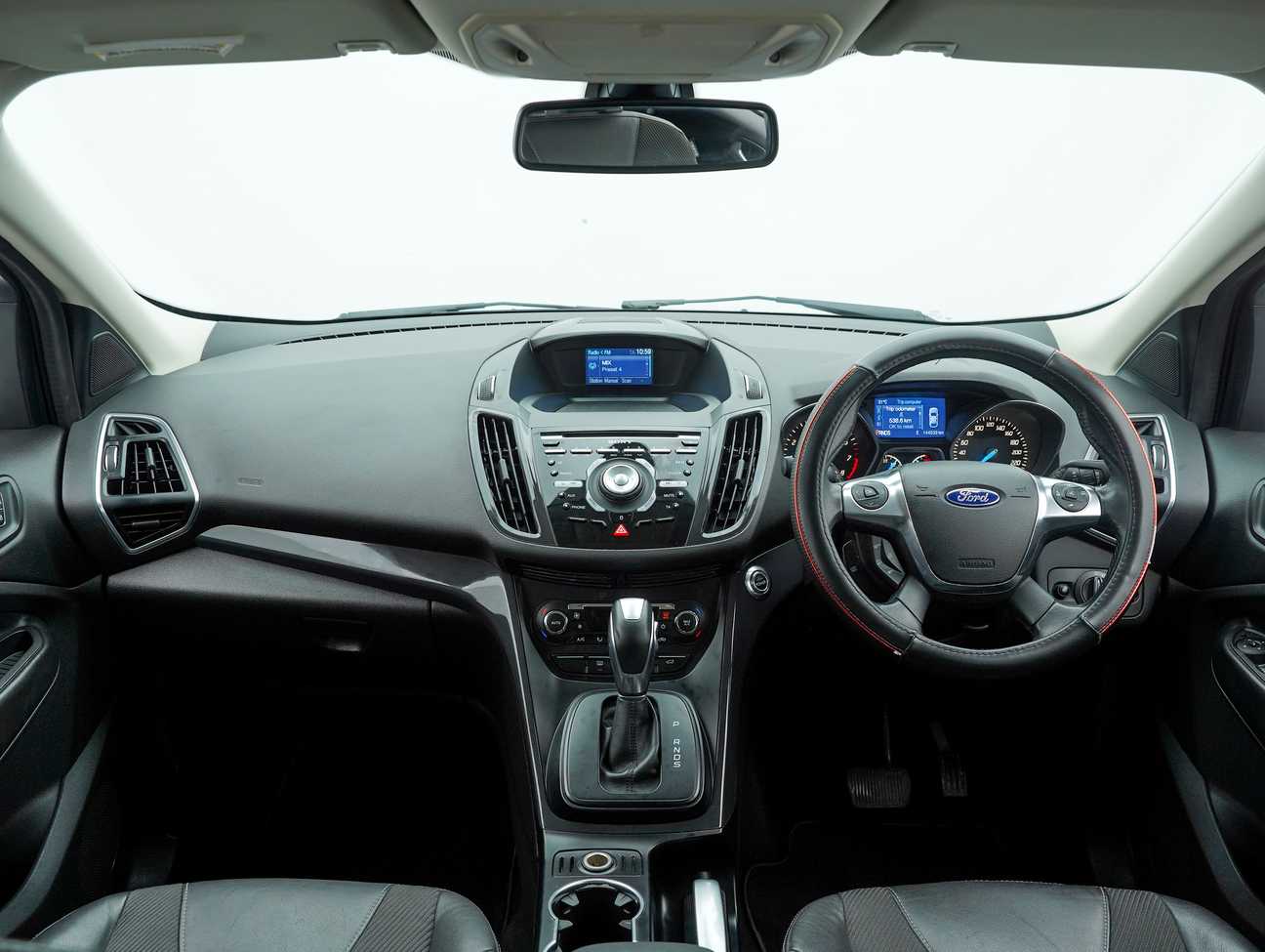 terpakai 2013 Ford Kuga Titanium Ecoboost 1.6