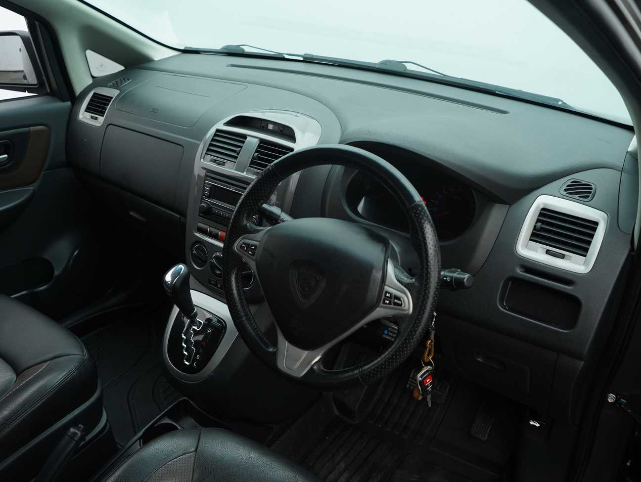 terpakai 2014 Proton Exora Bold CFE Premium 1.6